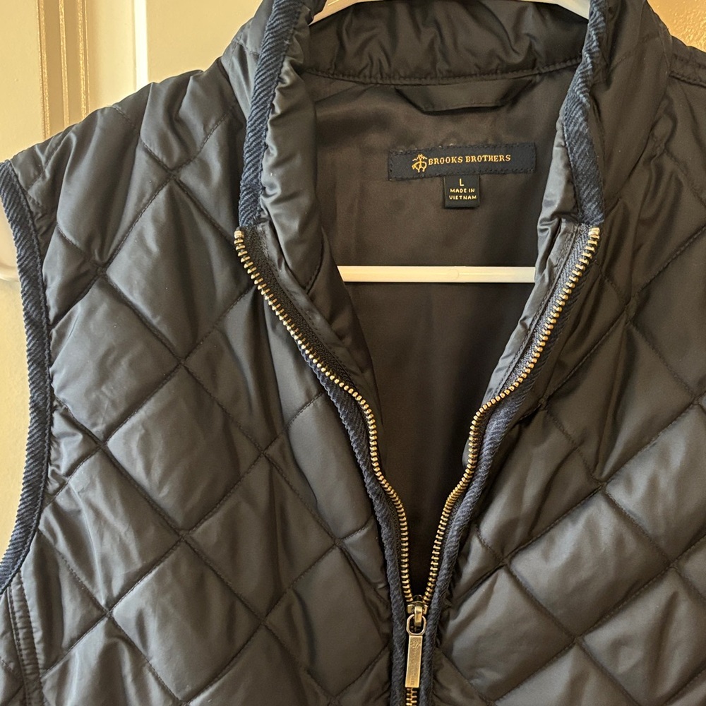 Brooks Brothers Navy Quilted Vest - Picture 3 of 3